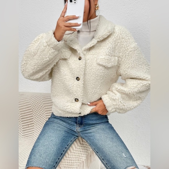 SHEIN EZwear Drop Shoulder Flap Detail Teddy Jacket - Picture 5 of 6